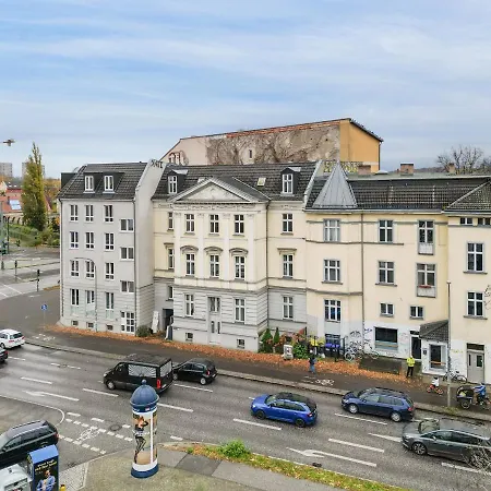Geraeumiges Mit Stadtblick In Zentraler Lage Potsdams Apartament *